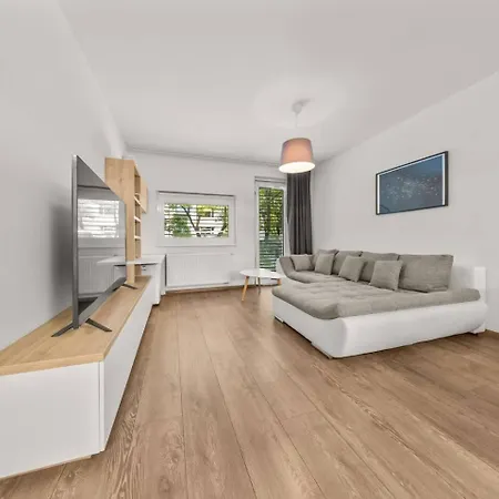 Ac 2 Apartment, Old City, Blumentalska 브라티슬라바