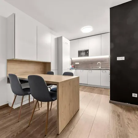 아파트 Ac 2 Apartment, Old City, Blumentalska