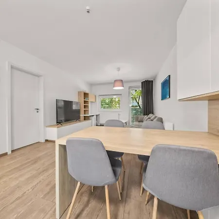 Ac 2 Apartment, Old City, Blumentalska 브라티슬라바