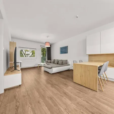 Ac 2 Apartment, Old City, Blumentalska 브라티슬라바