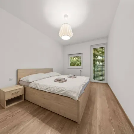 Ac 2 Apartment, Old City, Blumentalska