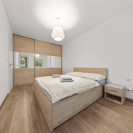 Ac 2 Apartment, Old City, Blumentalska 아파트 *